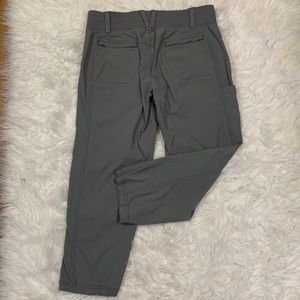 TITLE NINE crop pants gray